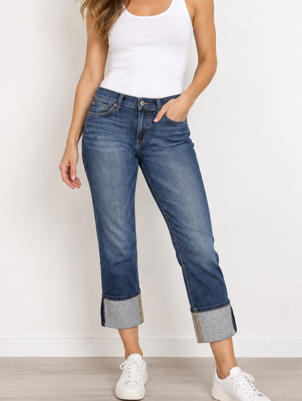 JOE’S JEANS Blue Wash Cuffed Cropped Denim Jeans – Size 28